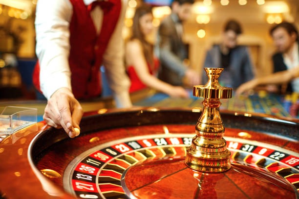 Lucky Twins live dealer table on wewhoki mobile screen